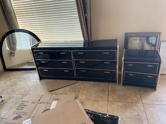 Free come pick up need gone today (buffalo and Elkhorn)