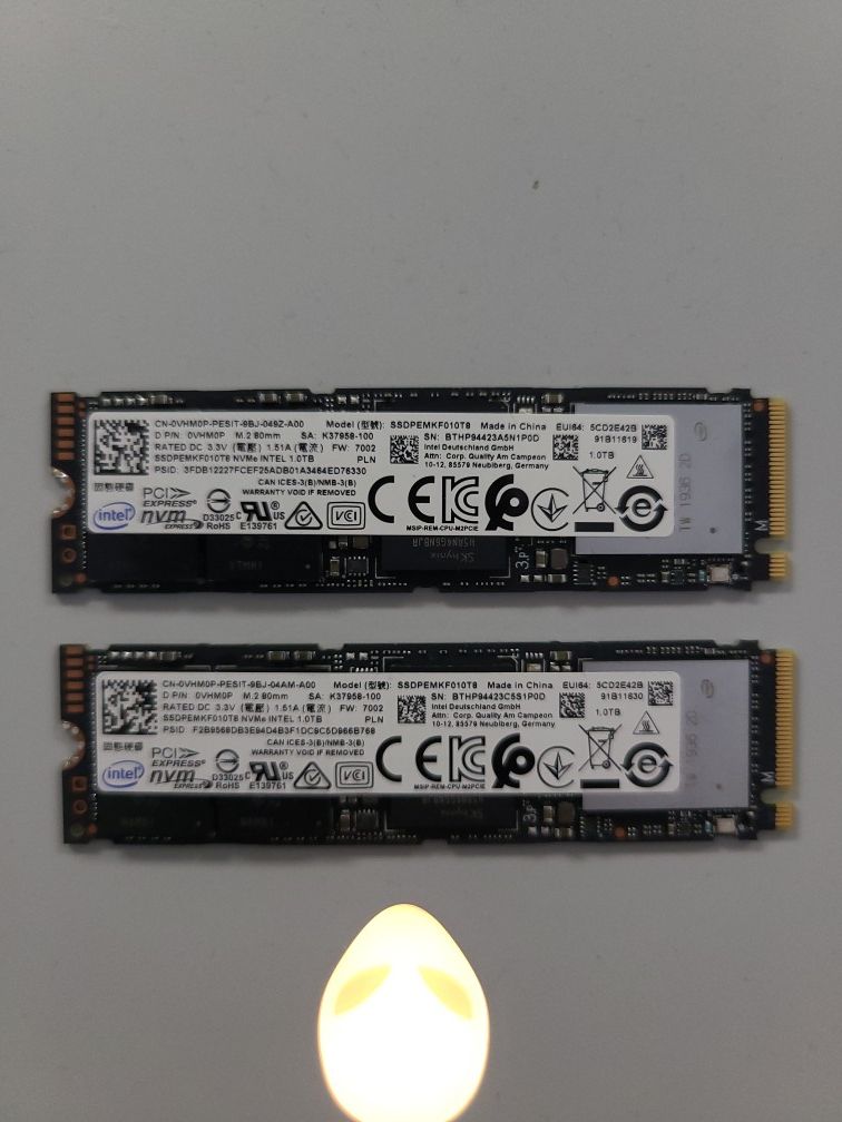 Intel NVMe SSD (SSDPEMKF010T8)