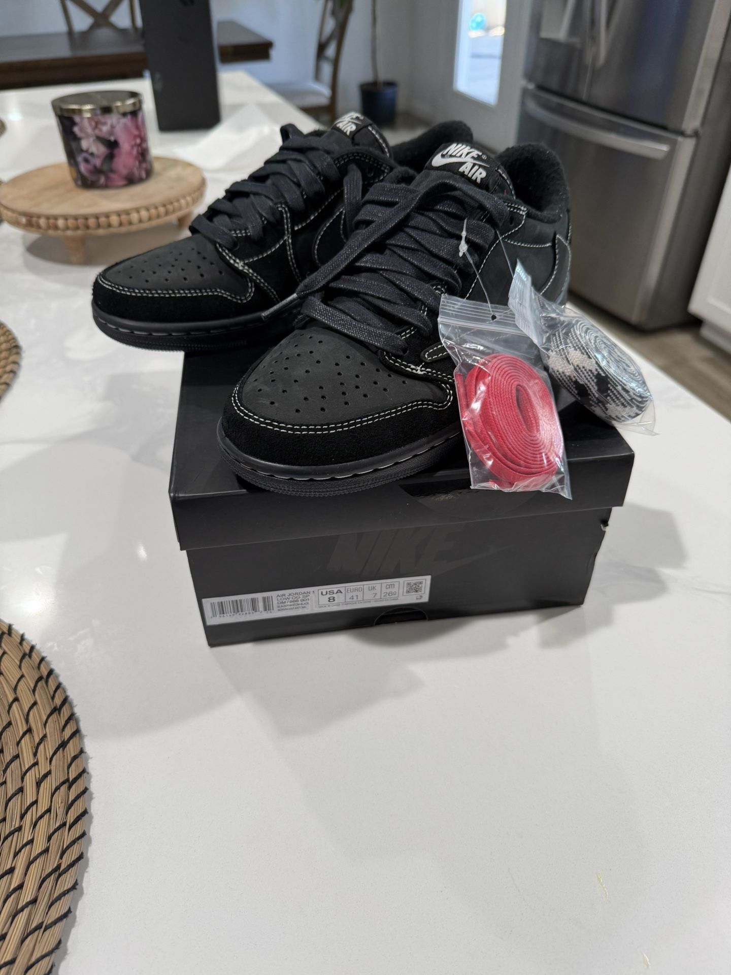 Travis Scott Phantoms
