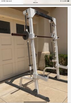 SMITH MACHINE COUNTER WEIGHT & SQUAT RACK YORK