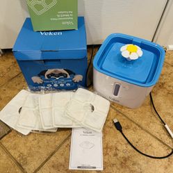 Veken Cat / Dog Pet Water Fountain 84 oz - Used Works - Comes w/ 5 New Filters $20  