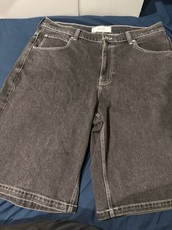 Hollister super baggy washed black cat jorts