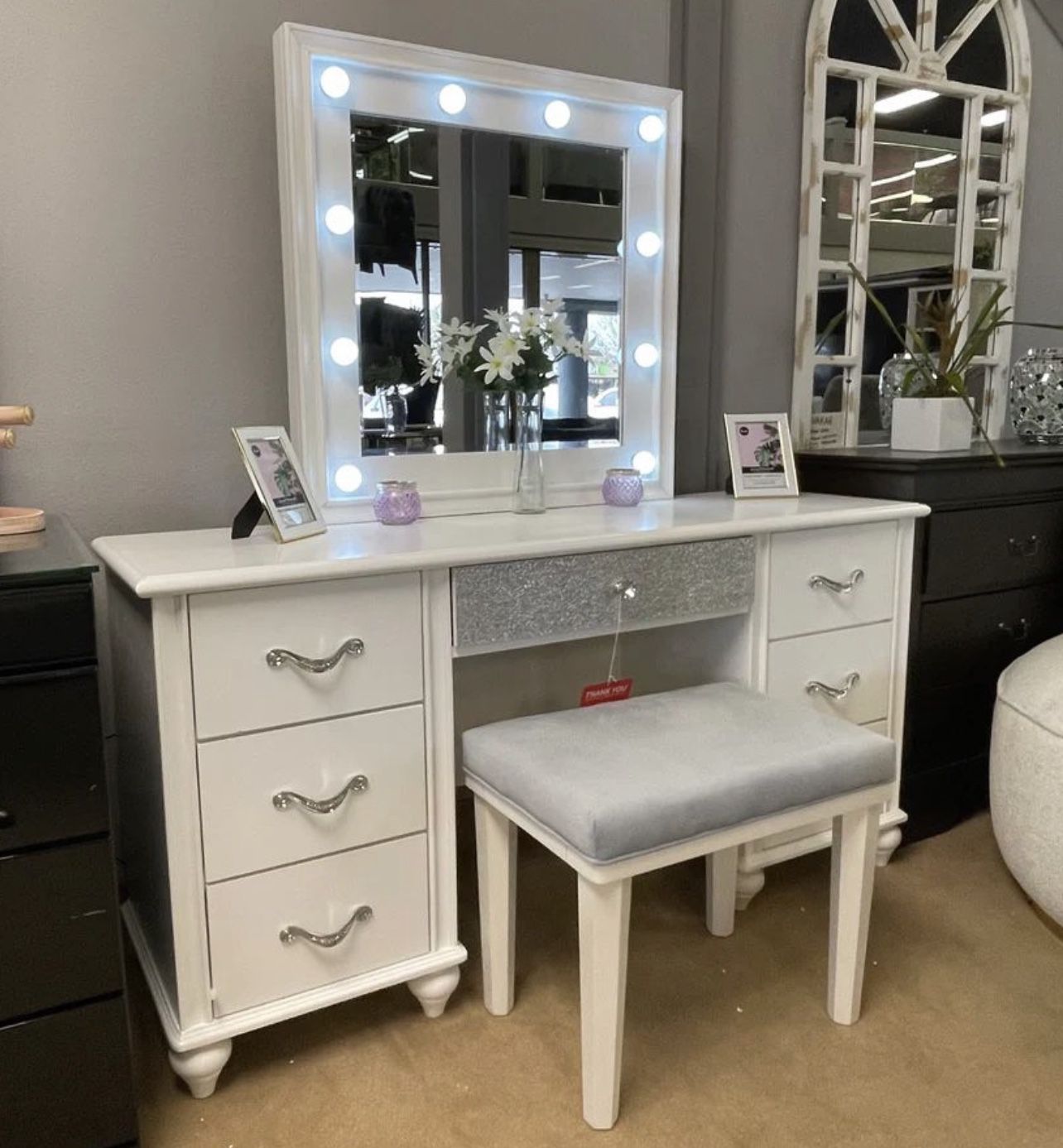 White Led Makeup Vanity 🔥BUY NOW PAY LATER