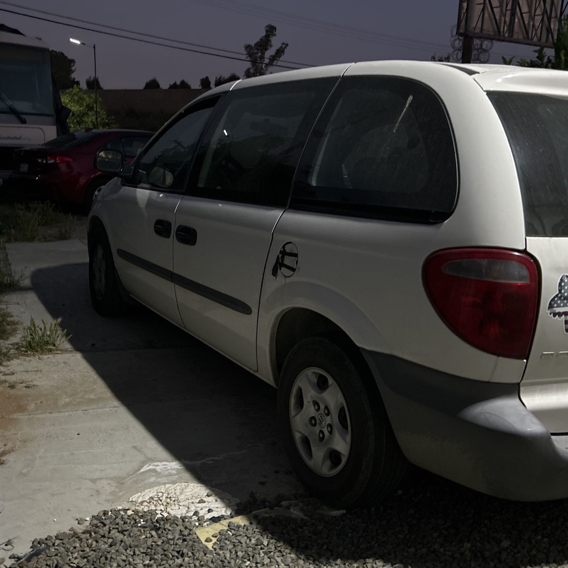 2003 Dodge Caravan