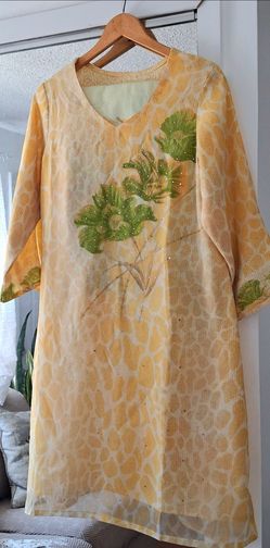 Pakistani Indian Woman's . Piece Chiffon Large Pakistani dress sale $25