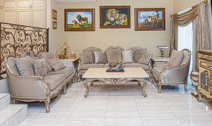 Sofa set with coffee table
