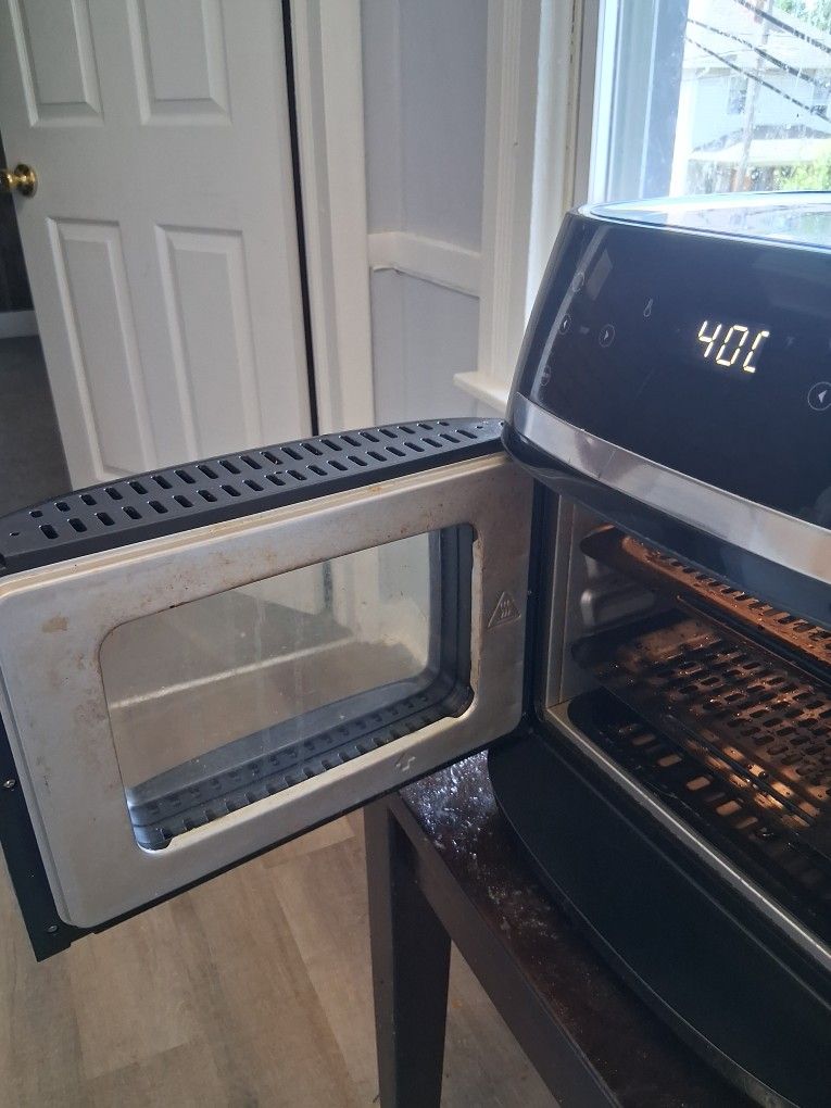 Mini Fridge AND Air Fryer