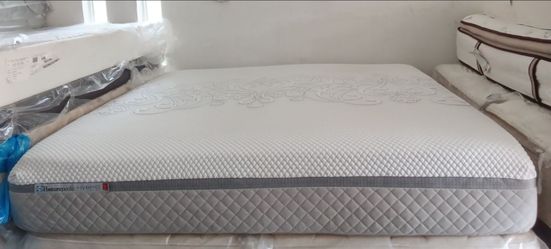 King Size Mattress (Colchón King Size)