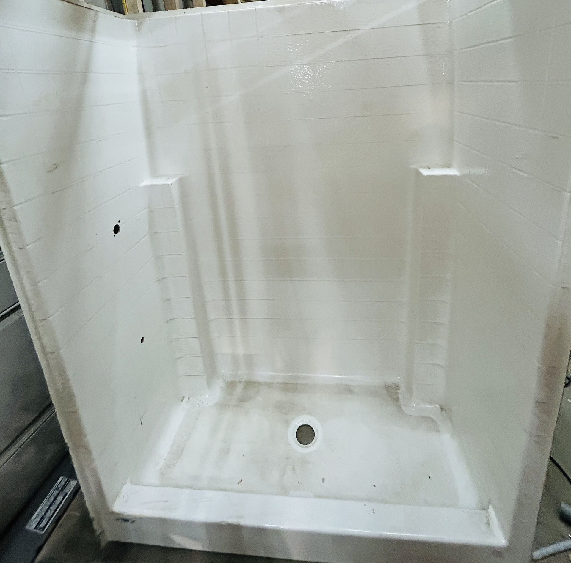 One Piece Shower Stall for Sale in Everett, WA OfferUp