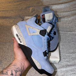 Jordan 4 university Blue