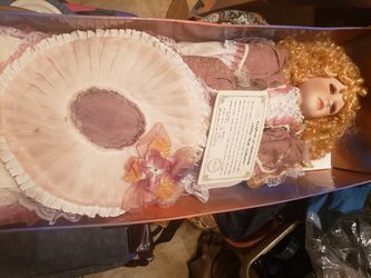 Vintage Ashley belle Victorian style doll large 36inch. Make offer