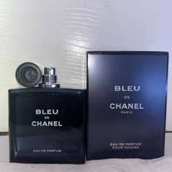 Bleu chanel Paris