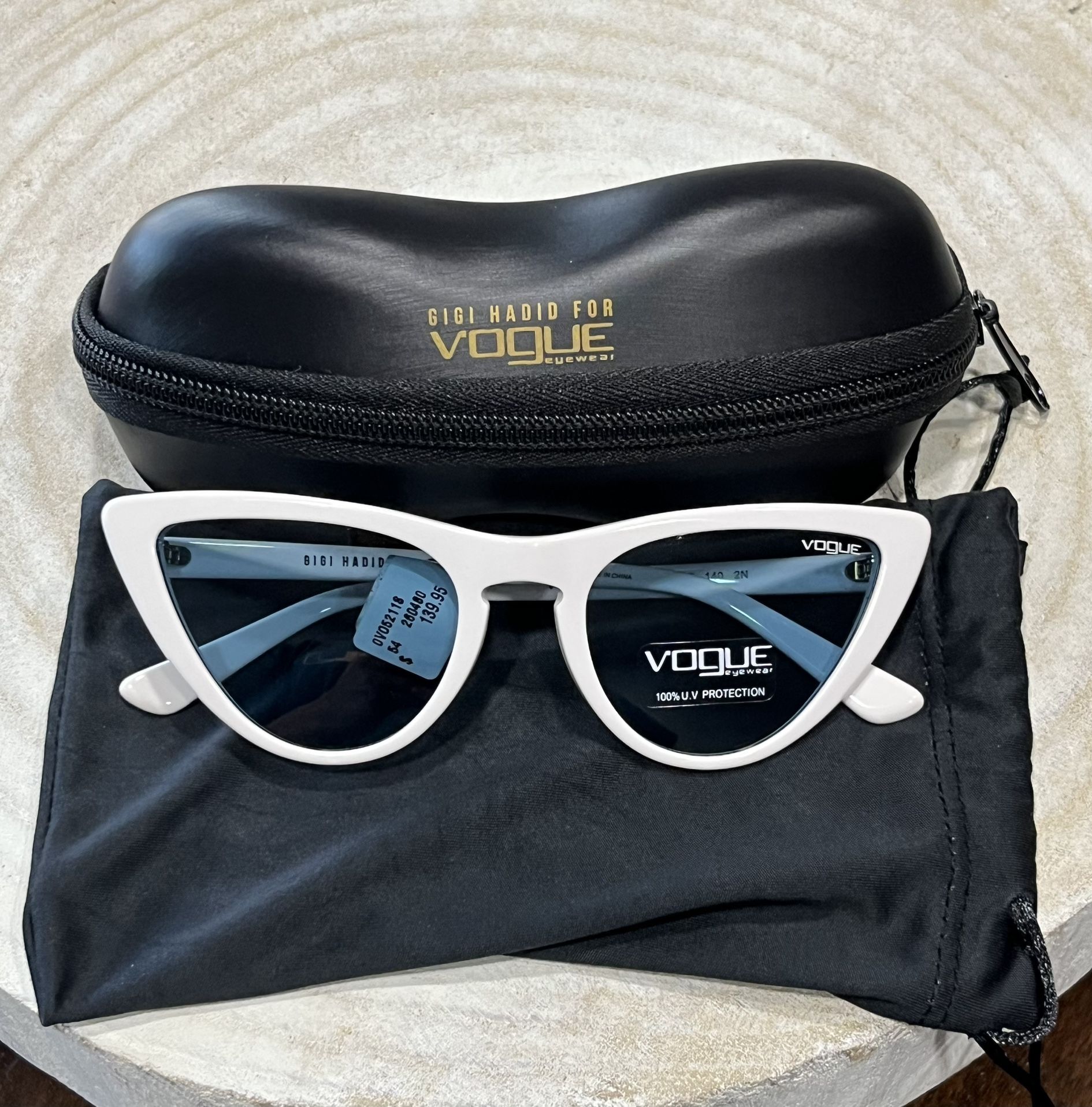 NEW VOGUE GIGI HADID SUNGLASSES VO 5211-S 260480 54 20 WHITE BLUE FRAMES