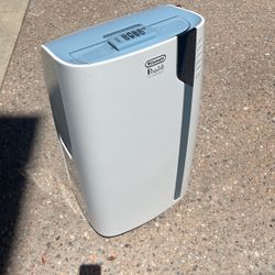 DeLonghi UV CARELIGHT Air CONDITIONING UNIT