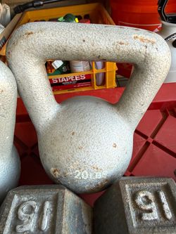 20 lb Cast Iron Kettlebell pair