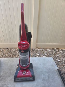 Hoover WindTunnel Vacuum