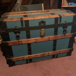 Vintage Trunk