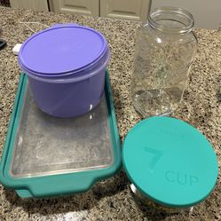 4 Pz , Masón Jar, Rectangular Dish  Anchor, Purple Tupperware And Around Dish Pirex..all  $20.00 Firm