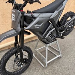Brand New Electric Dirt Bike | 2500W | 37mph