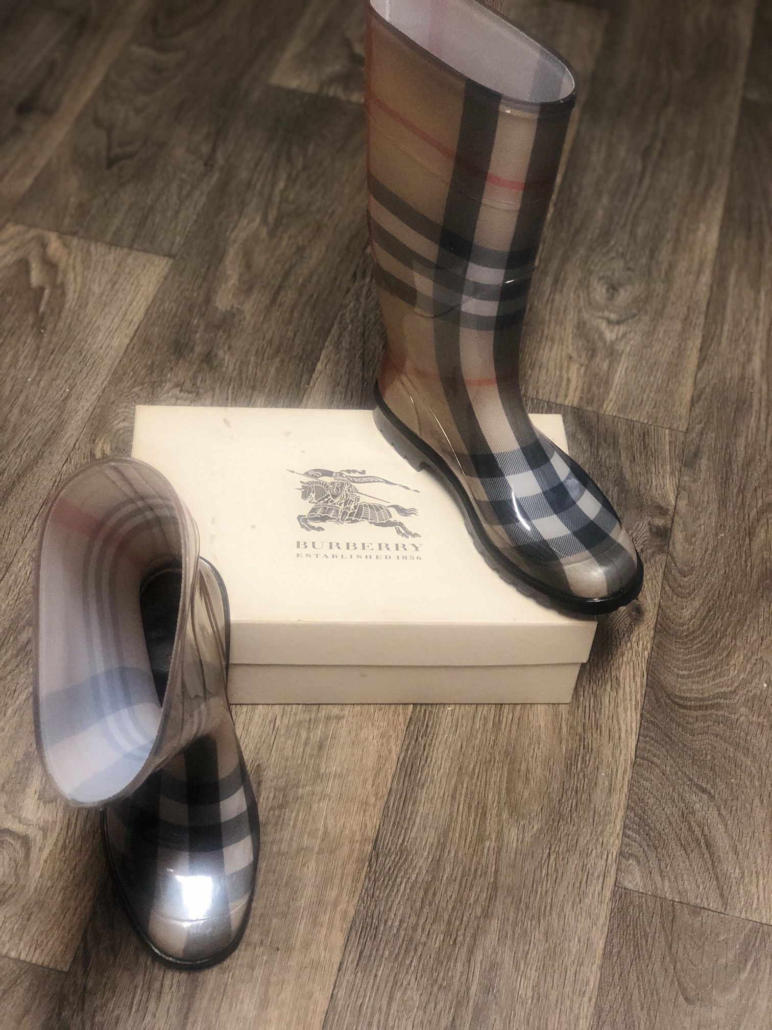 Burberry Rain Boots Size 9