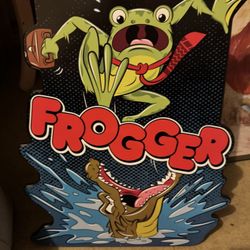 Brand New Atari Frogger Arcade Wood Wall Art Decor 17.5 Inches x 13.5 Inches