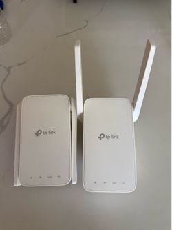 Tp Link wifi extender x 2