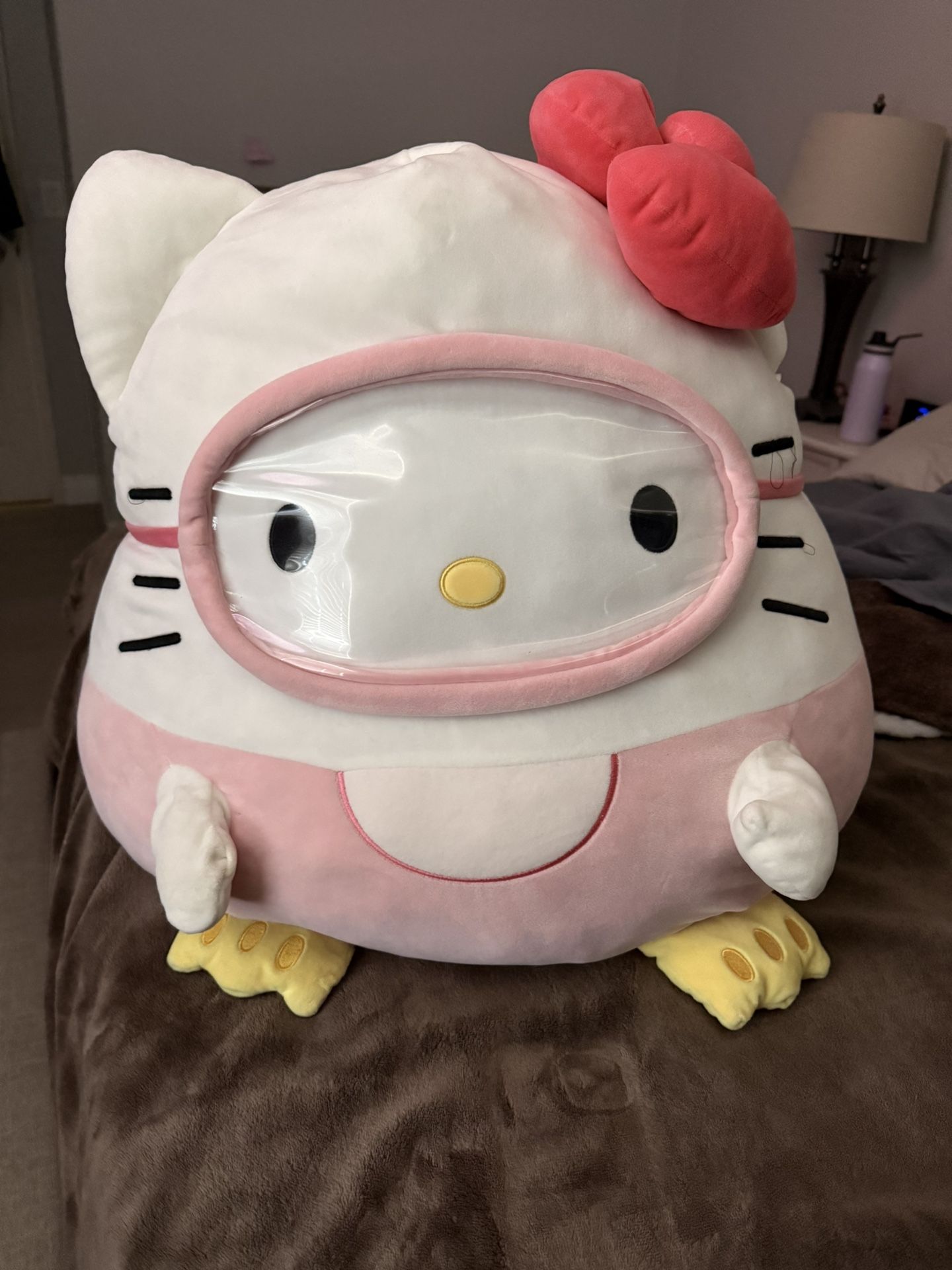 Hello Kitty Squishmallow 