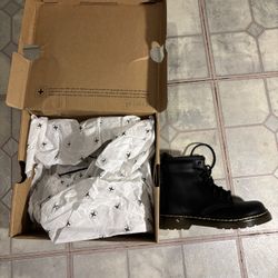 Dr.Martens Kids Size 10