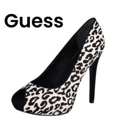 LIKE NEW!!! Guess Women's Honora Platform Pumps