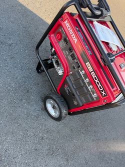 Honda eb5000x generator new never used