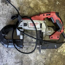 Milwaukee Deep Cut Band Saw