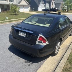Ford Fusion (Needs Slight Repair)