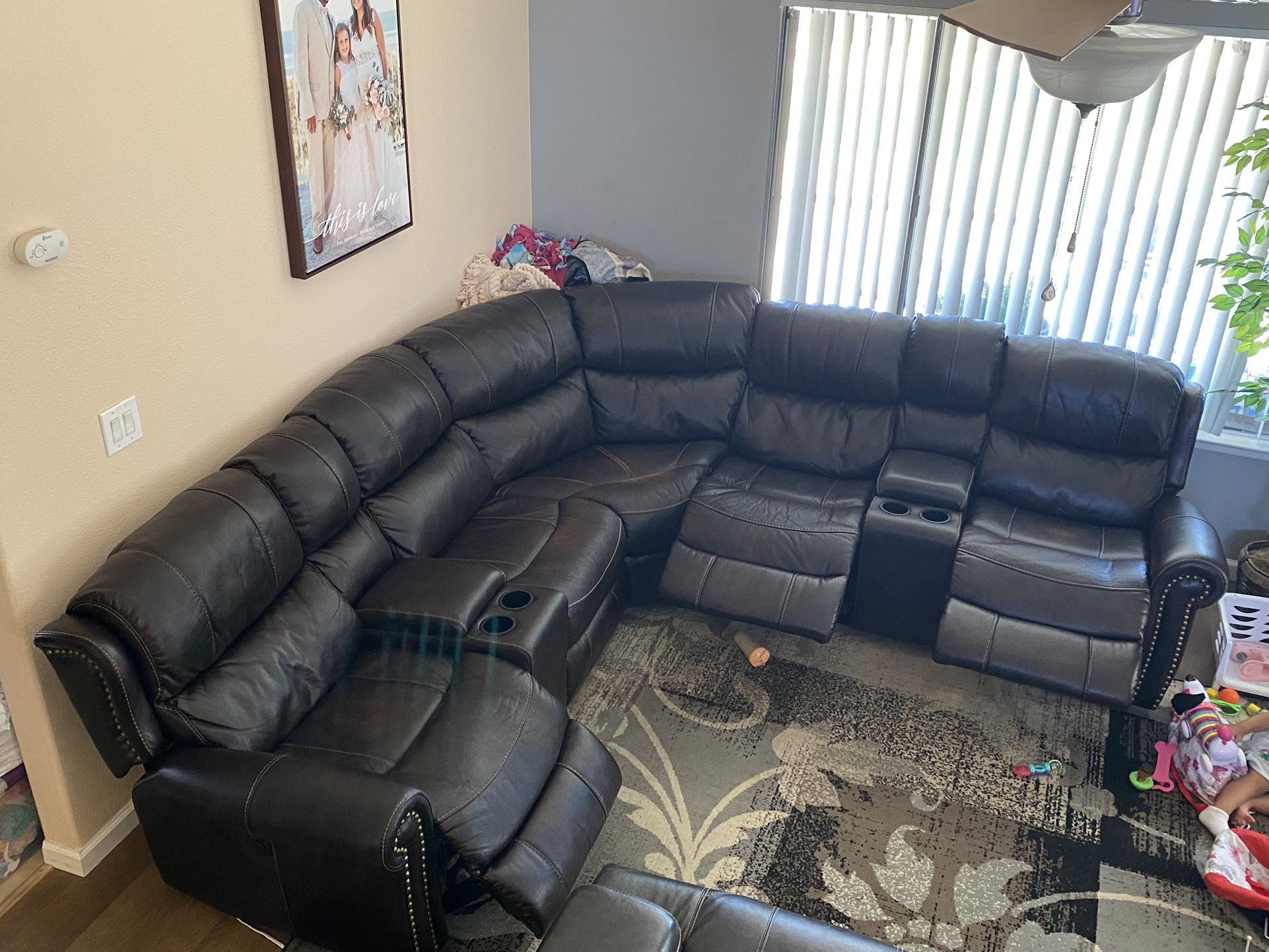 Large Leather Sectional Couch W/electric Recliners 