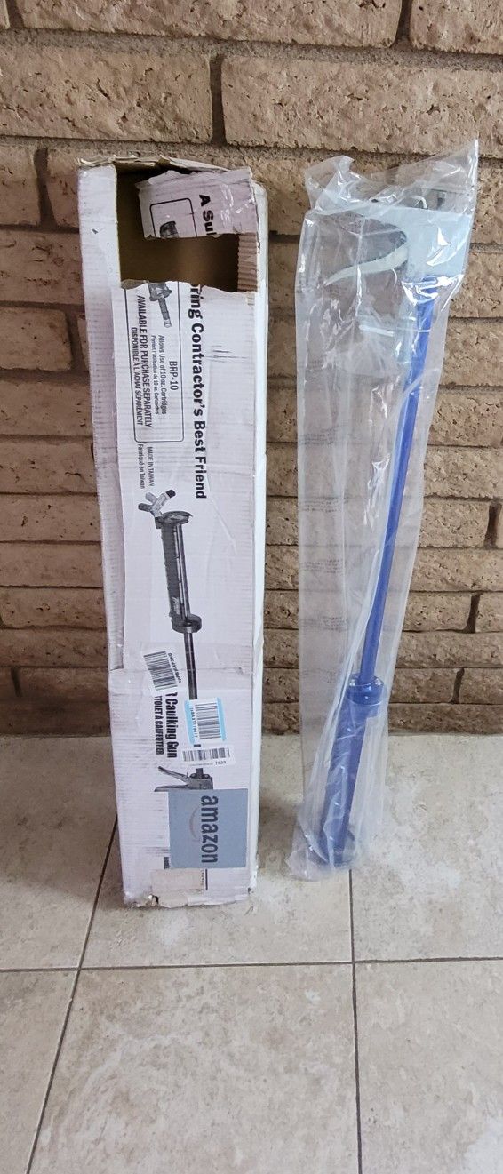 377 Newborn Caulk Gun, X-Tender, Deluxe, 45 in, 29 oz., Gray