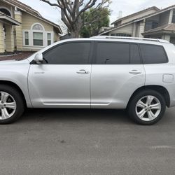Toyota Highlander Limited 6V