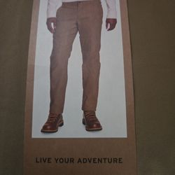 BRAND NEW  , GREAT FOR  THA SNOW  .