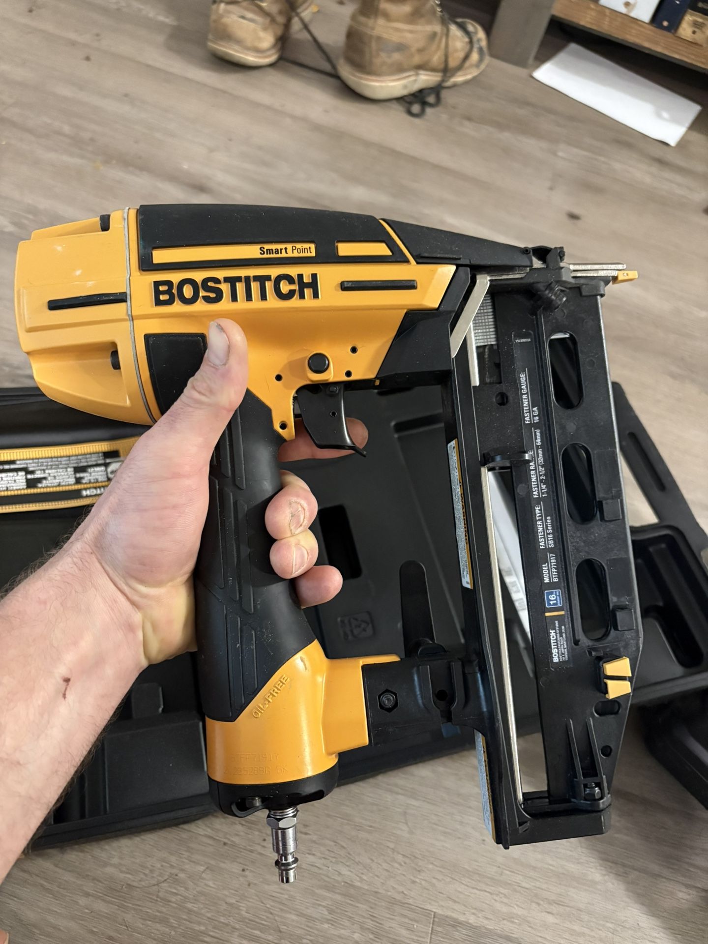 Bostitch Finish Nailer BTFP71917