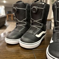 Youth Vans snow board boots