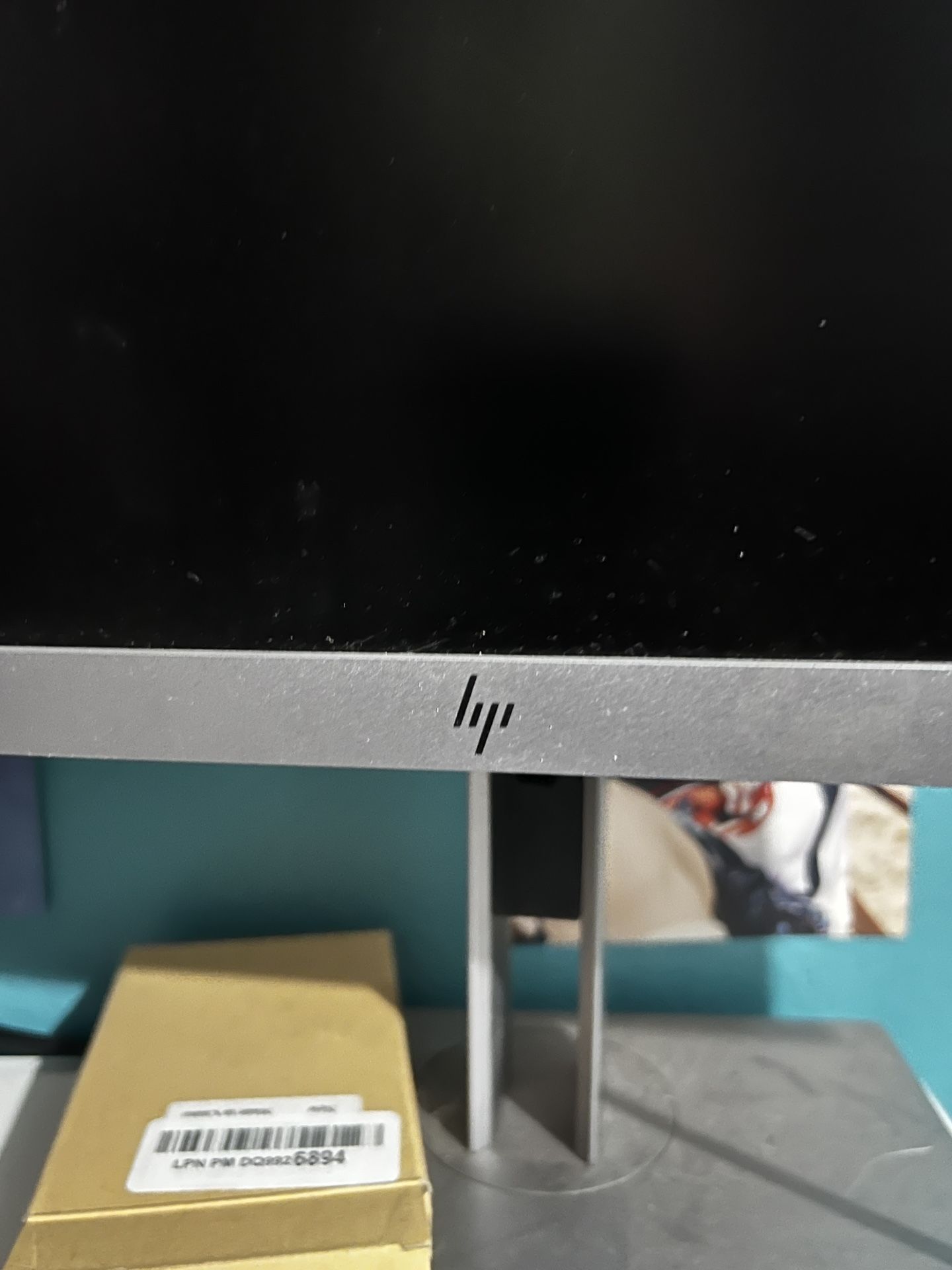 HP Monitors 
