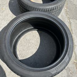 2) Pirelli 295/30/19 60% Tread