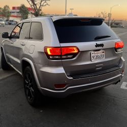 SUV Jeep Cherokee Audi Rs Q5 Q8 Q7 Bmw X5 Panoramic M Competition Porsche Cayenne Macan Ranger Rover Dodge Durango Srt Hellcat Rt Chevy Tahoe 4X4 V8 4