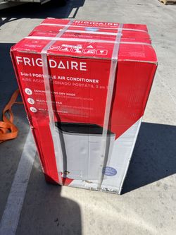 Frigidaire 6,500 (DOE) BTU Portable Air Conditioner Cools 250 sq. ft. in White. New! $350 Location: Arlington  Se Habla Español