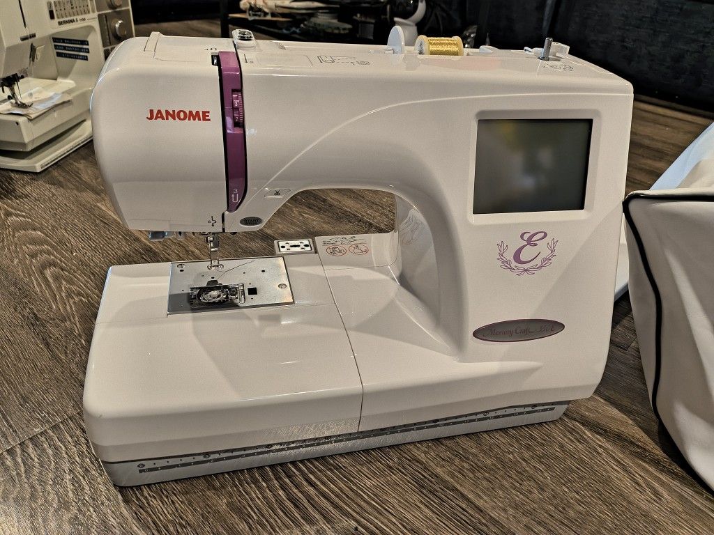 Memory Craft 350e Embroidery Machine