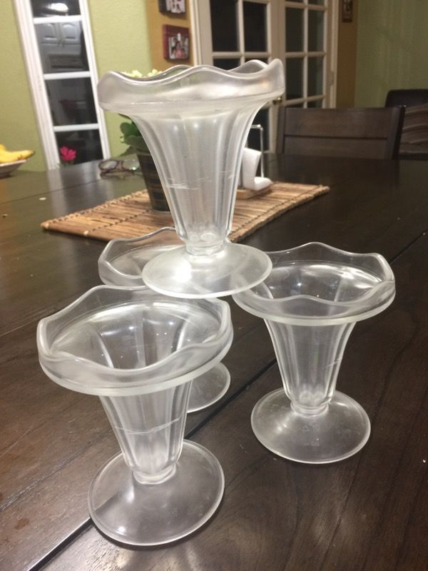 Ice Cream Sundae Cups