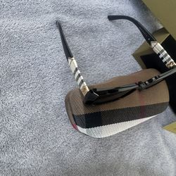 Burberry Shades With Square Frames