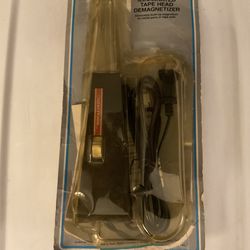Realistic (Radio Shack) Illuminated Tape Head Demagnetizer 44-20