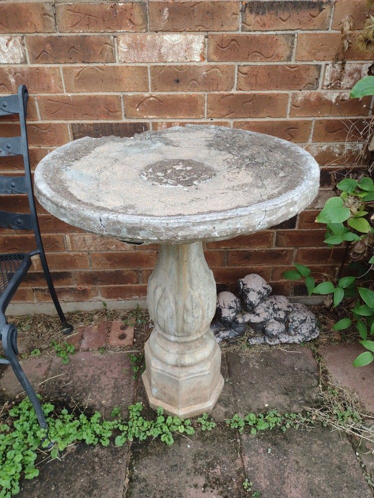 Concrete Bird Bath
