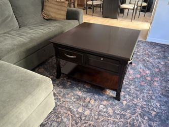Coffee/Cocktail Table