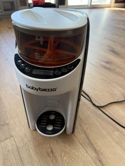 Baby Brezza formula dispenser