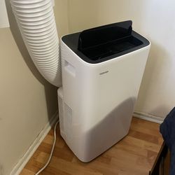 Toshiba Portable AC W Remote 